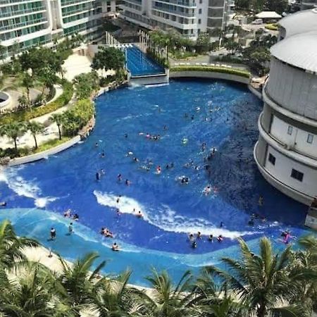 Manila Urban Resort At Azure Dış mekan fotoğraf