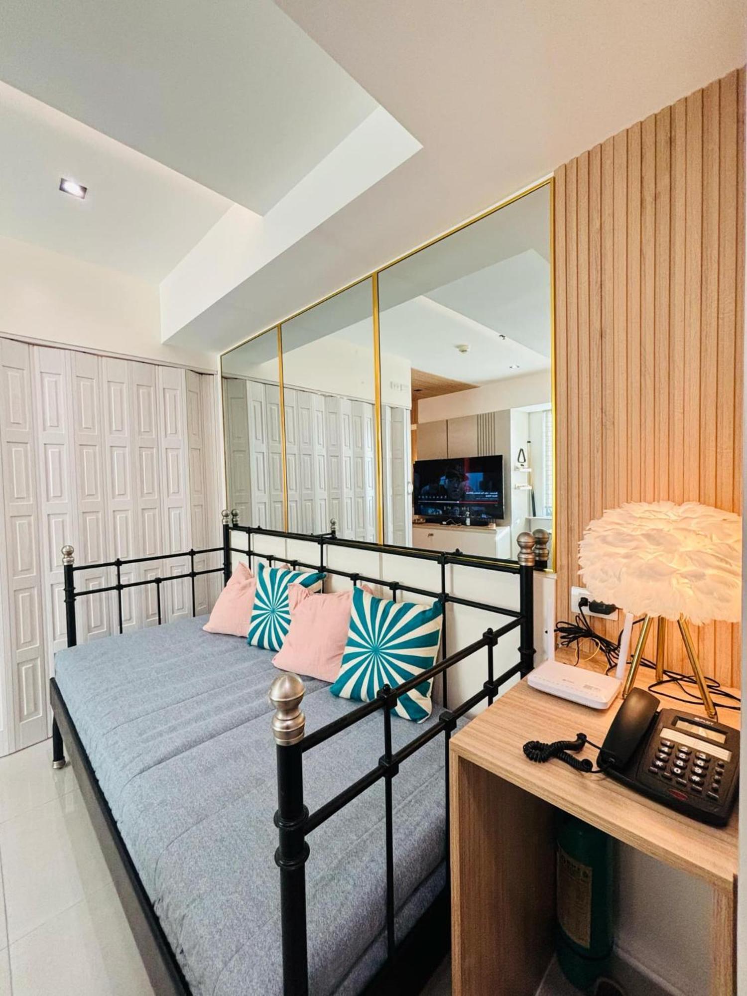 Manila Urban Resort At Azure Dış mekan fotoğraf